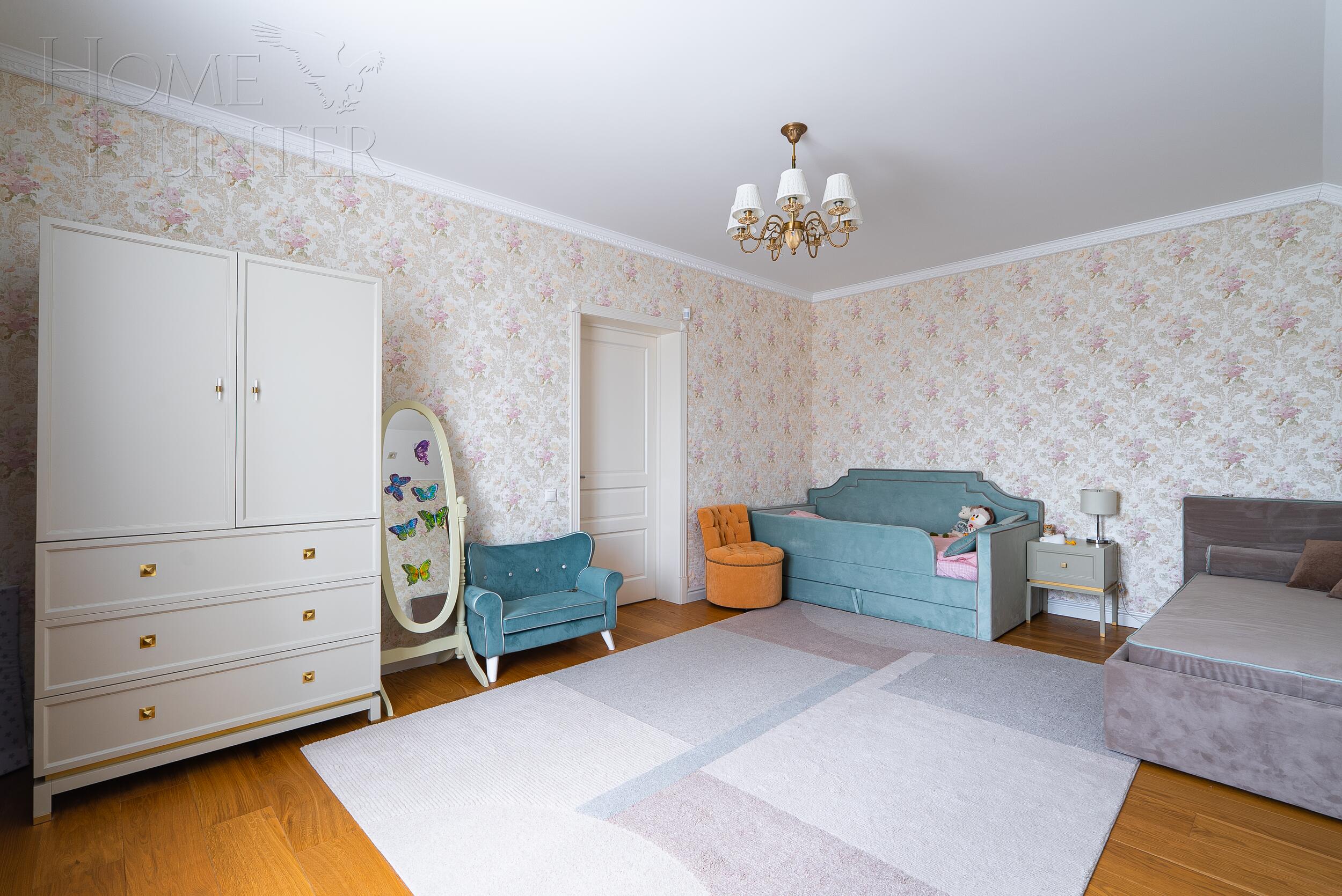 2-этажный коттедж 400 м² с отделкой