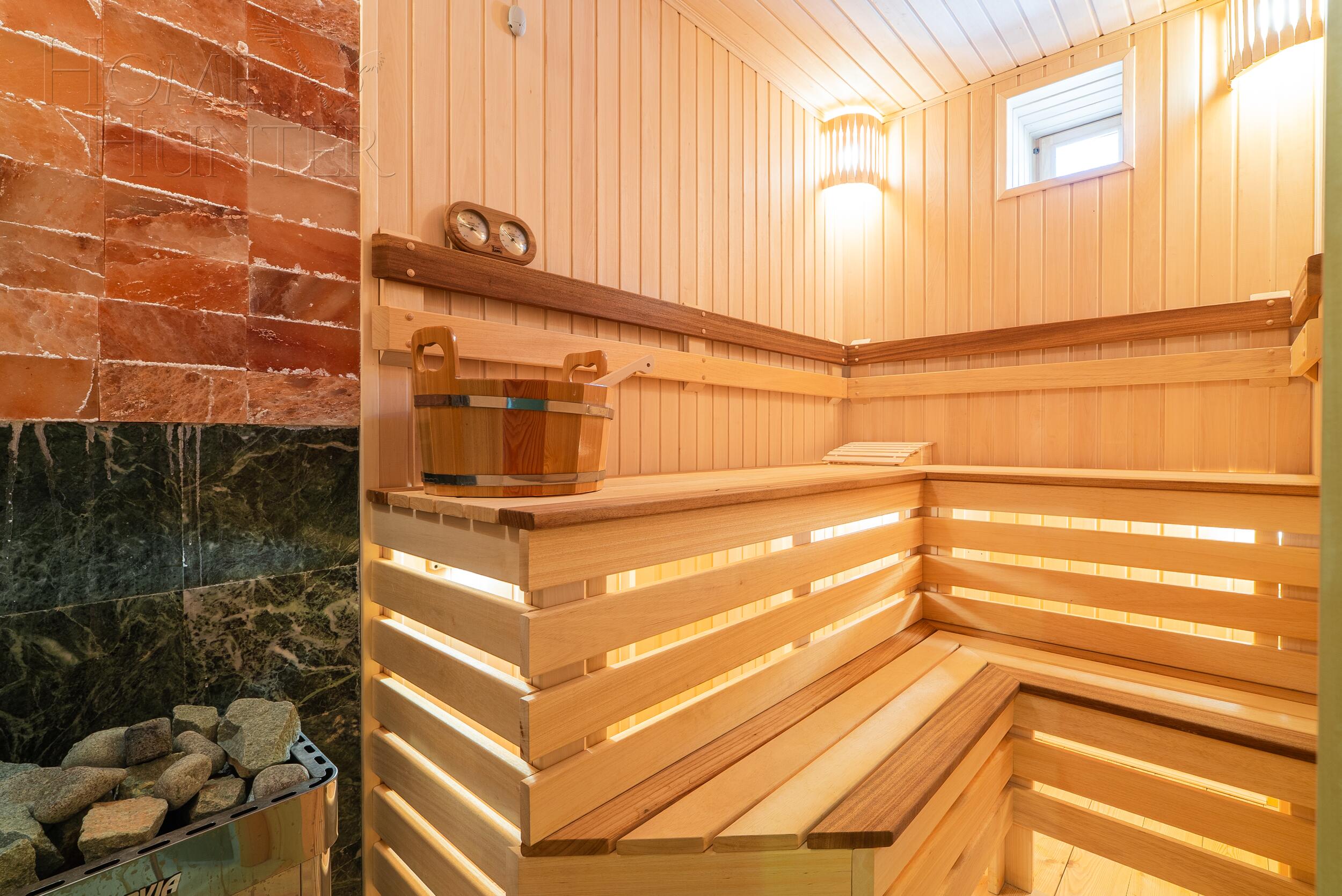 2-этажный коттедж 400 м² с отделкой