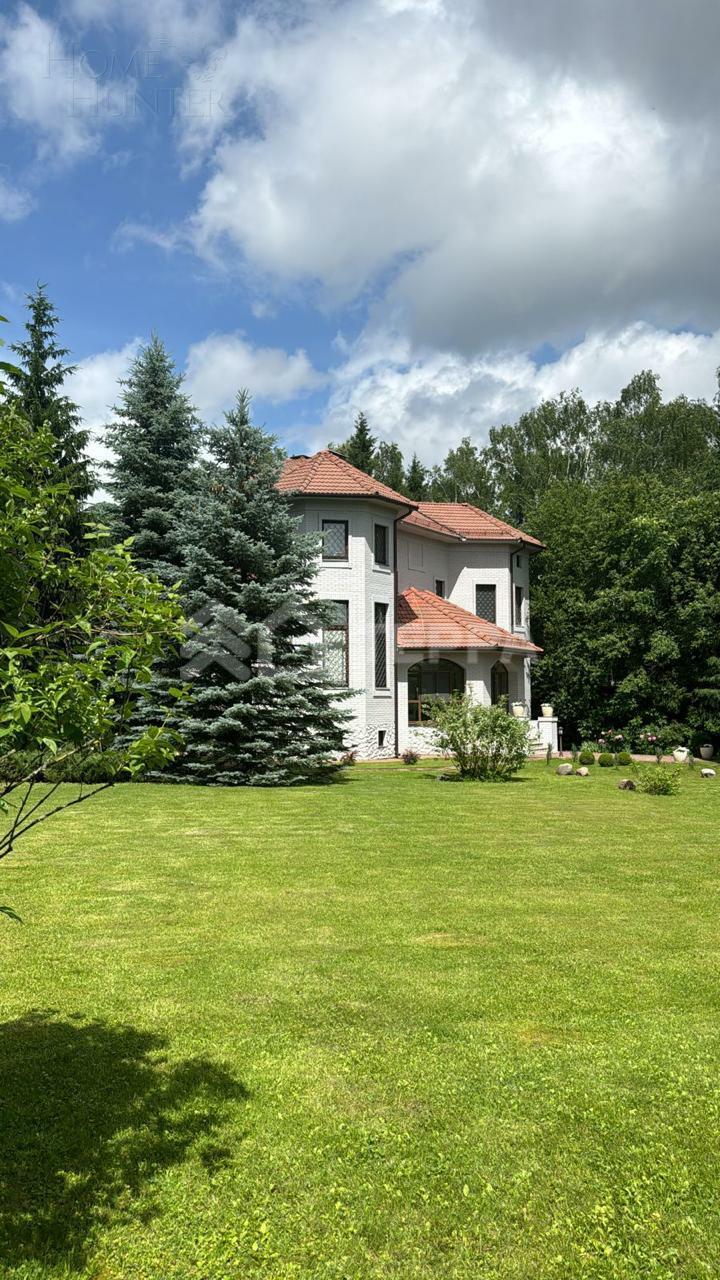 3-этажный коттедж 500 м² с отделкой