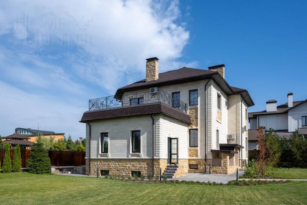 2-этажный коттедж 595 м² с отделкой