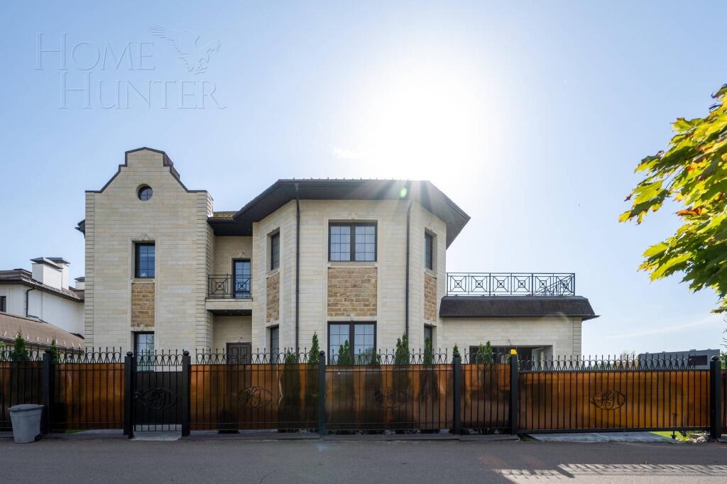 2-этажный коттедж 595 м² с отделкой