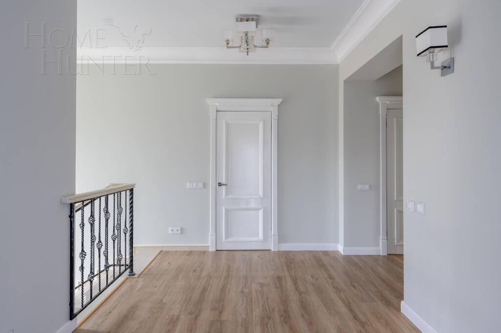 2-этажный коттедж 595 м² с отделкой