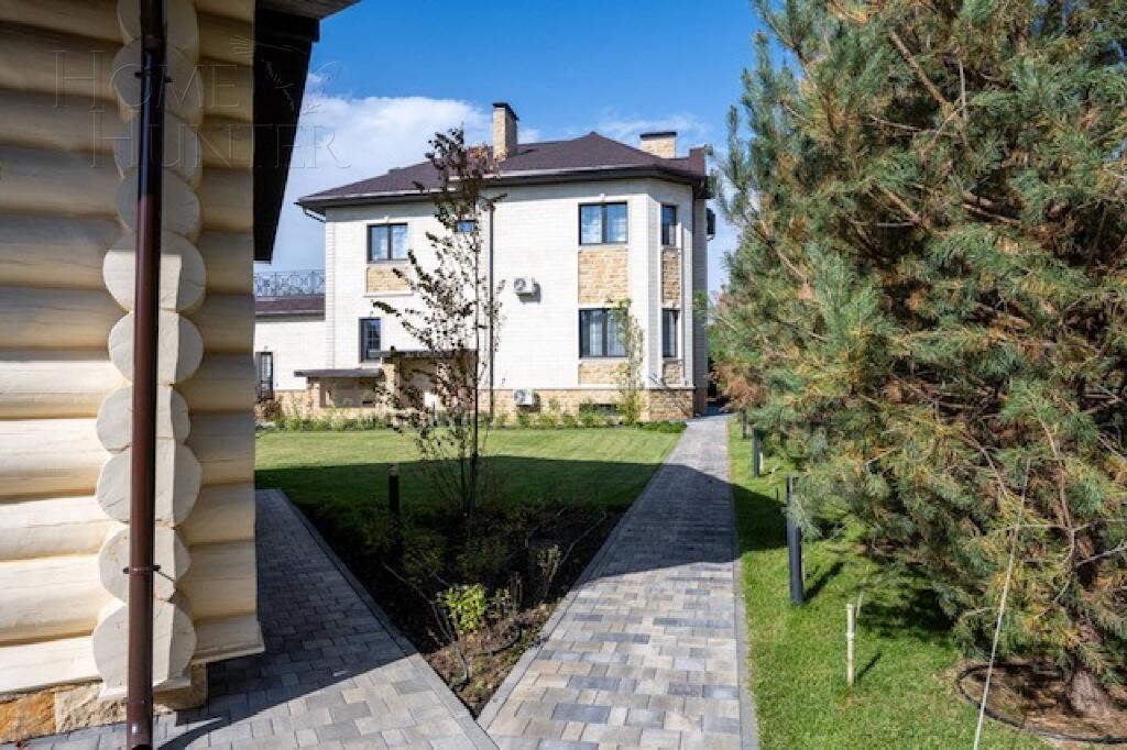 2-этажный коттедж 595 м² с отделкой