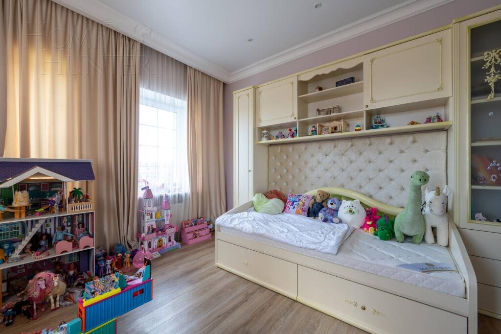 2-этажный коттедж 595 м² с отделкой