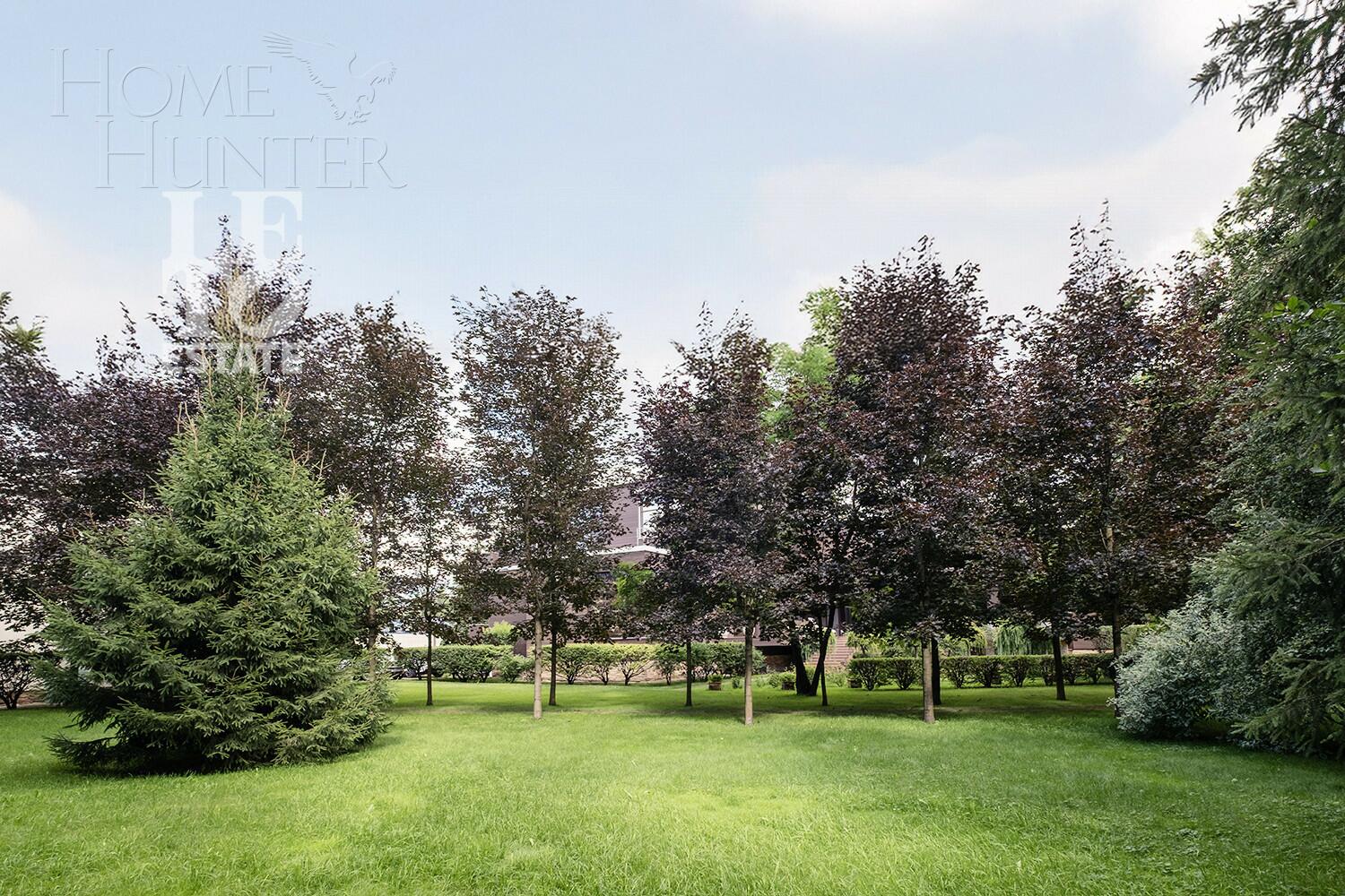 2-этажный коттедж 1 200 м² с отделкой