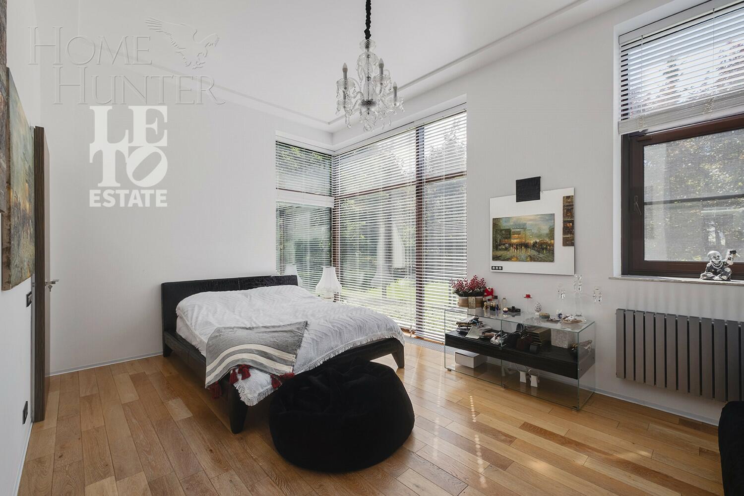 2-этажный коттедж 1 200 м² с отделкой