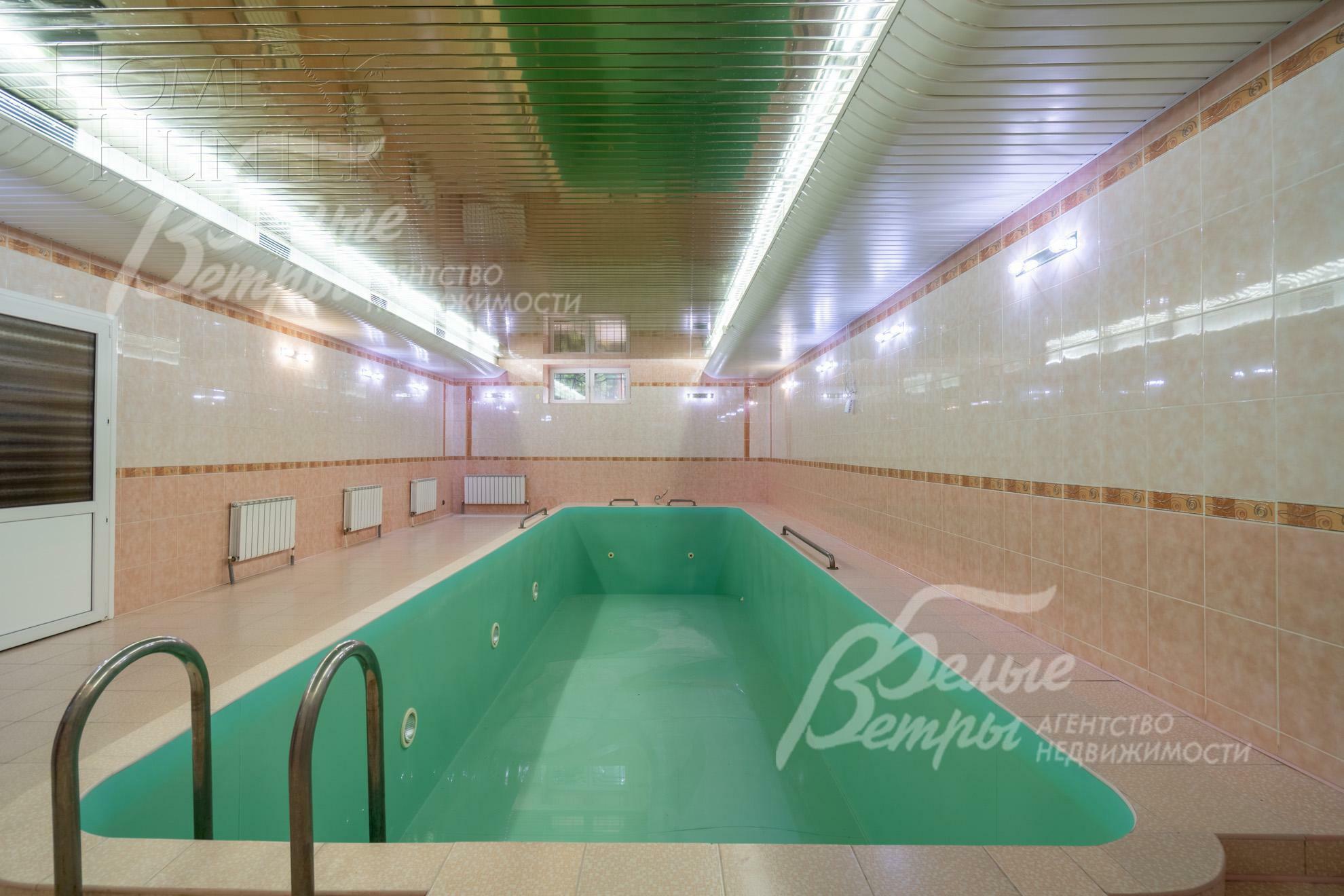 2-этажный коттедж 700 м² с отделкой