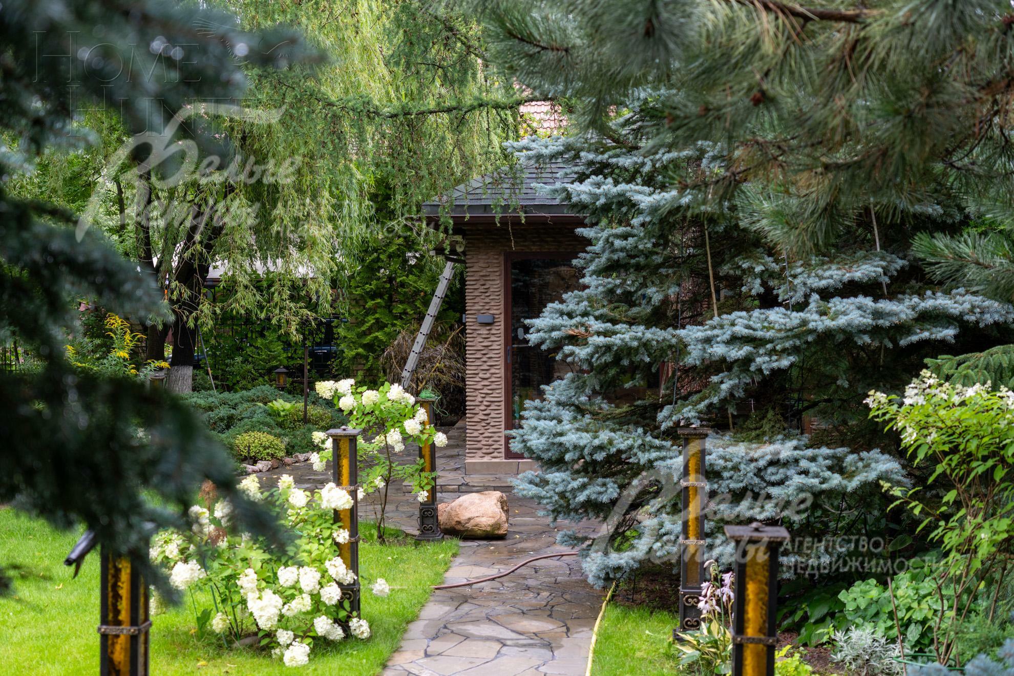 2-этажный коттедж 700 м² с отделкой