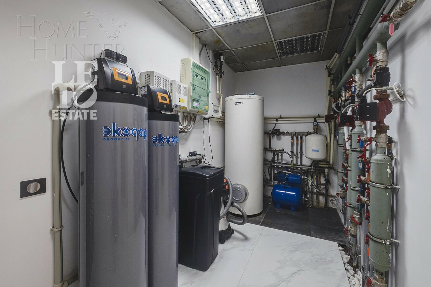 2-этажный коттедж 1 200 м² с отделкой