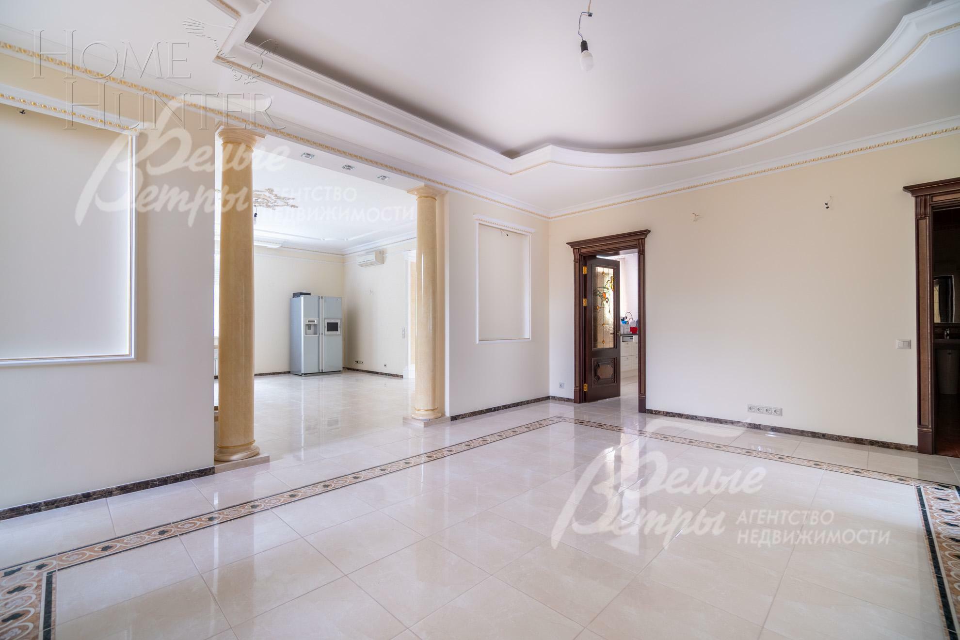 2-этажный коттедж 700 м² с отделкой