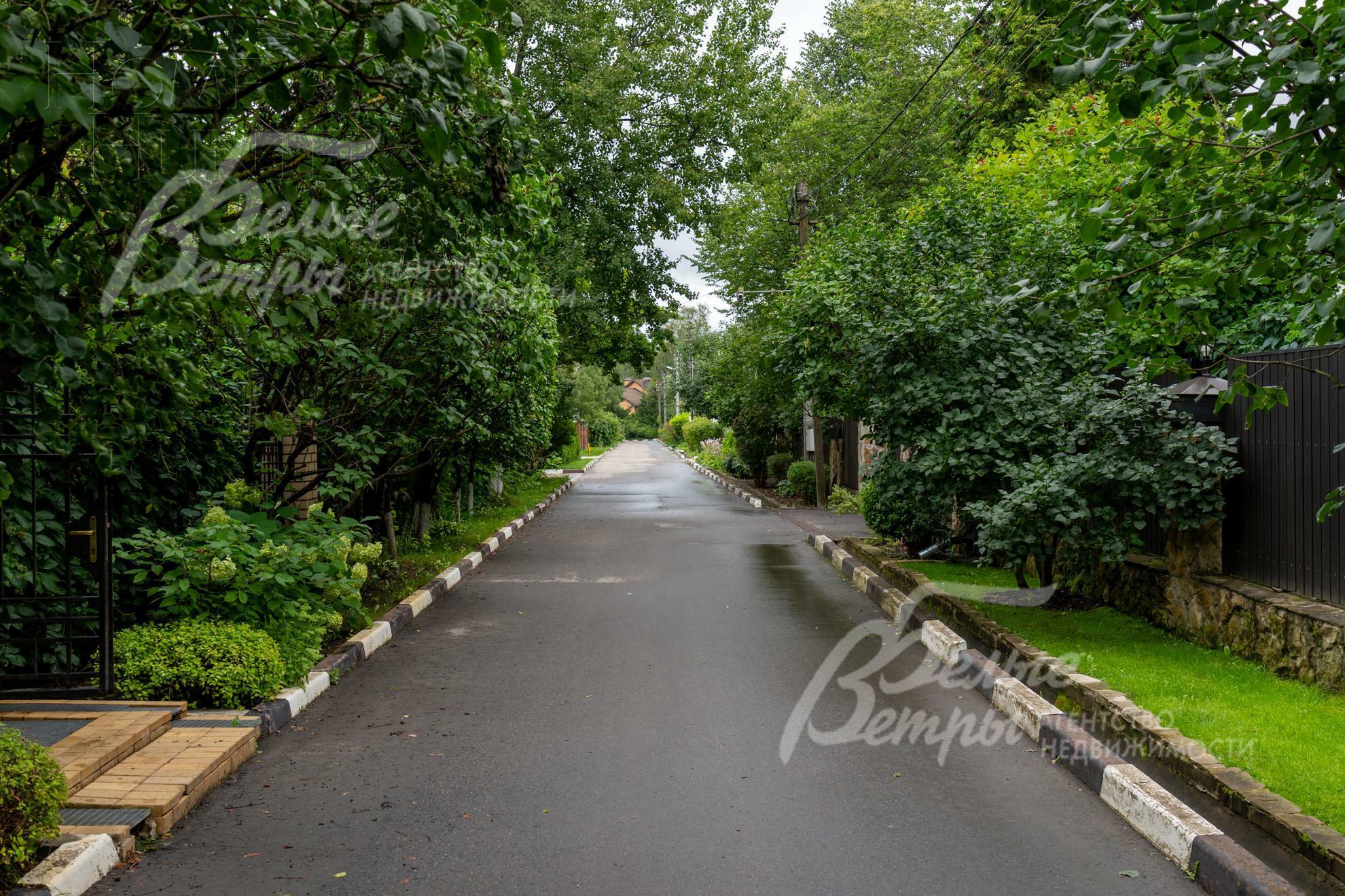 2-этажный коттедж 700 м² с отделкой