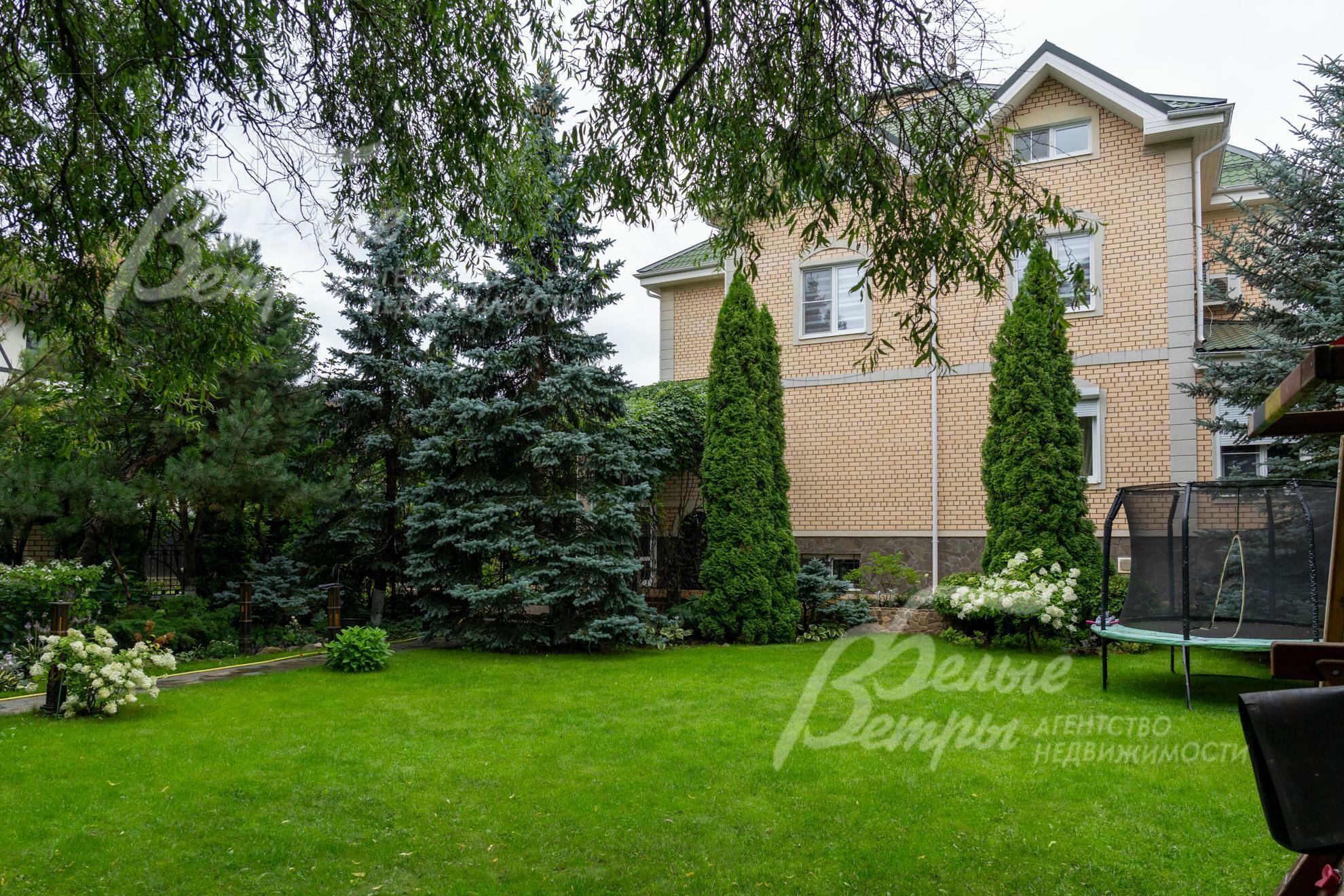 2-этажный коттедж 700 м² с отделкой