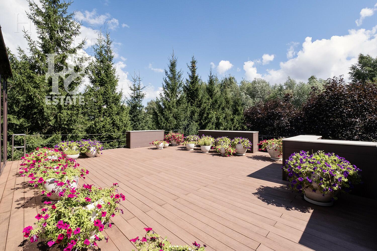 2-этажный коттедж 1 200 м² с отделкой