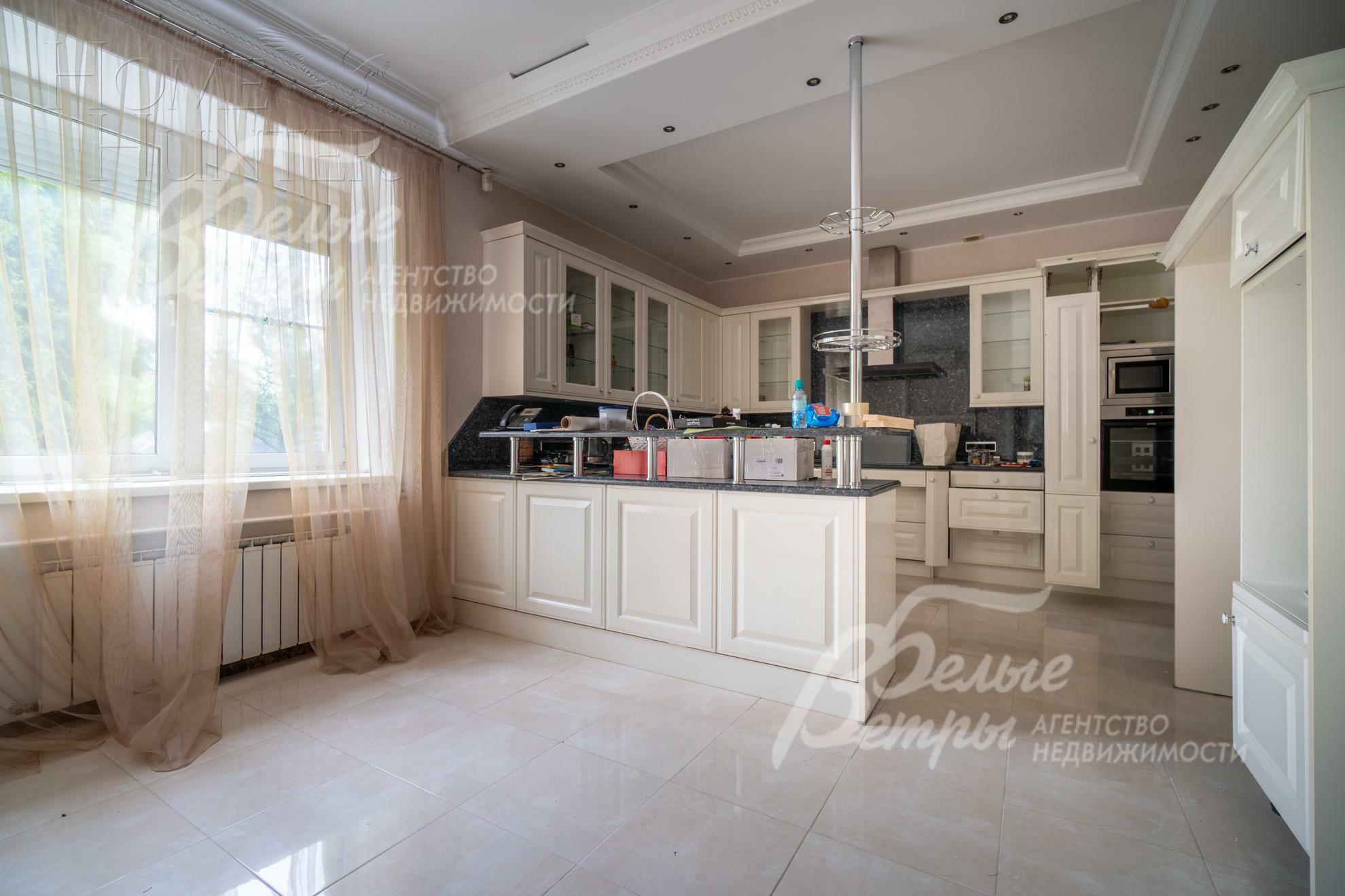 2-этажный коттедж 700 м² с отделкой