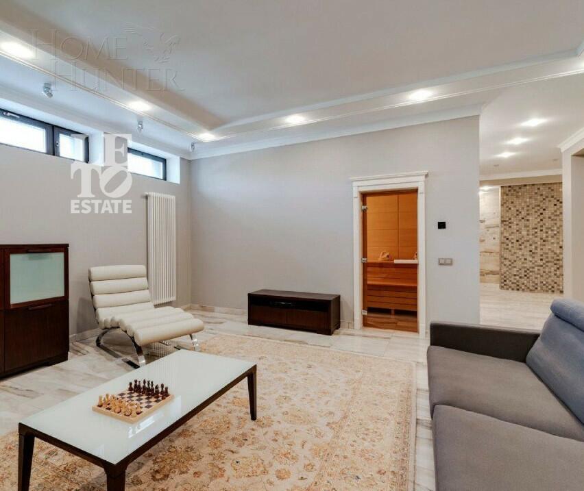 3-этажный коттедж 1 185 м² с отделкой