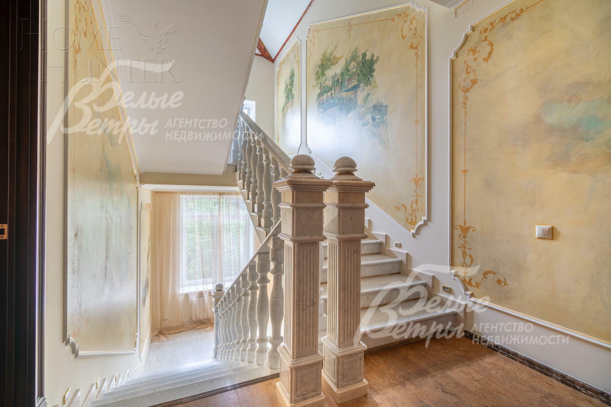 2-этажный коттедж 700 м² с отделкой