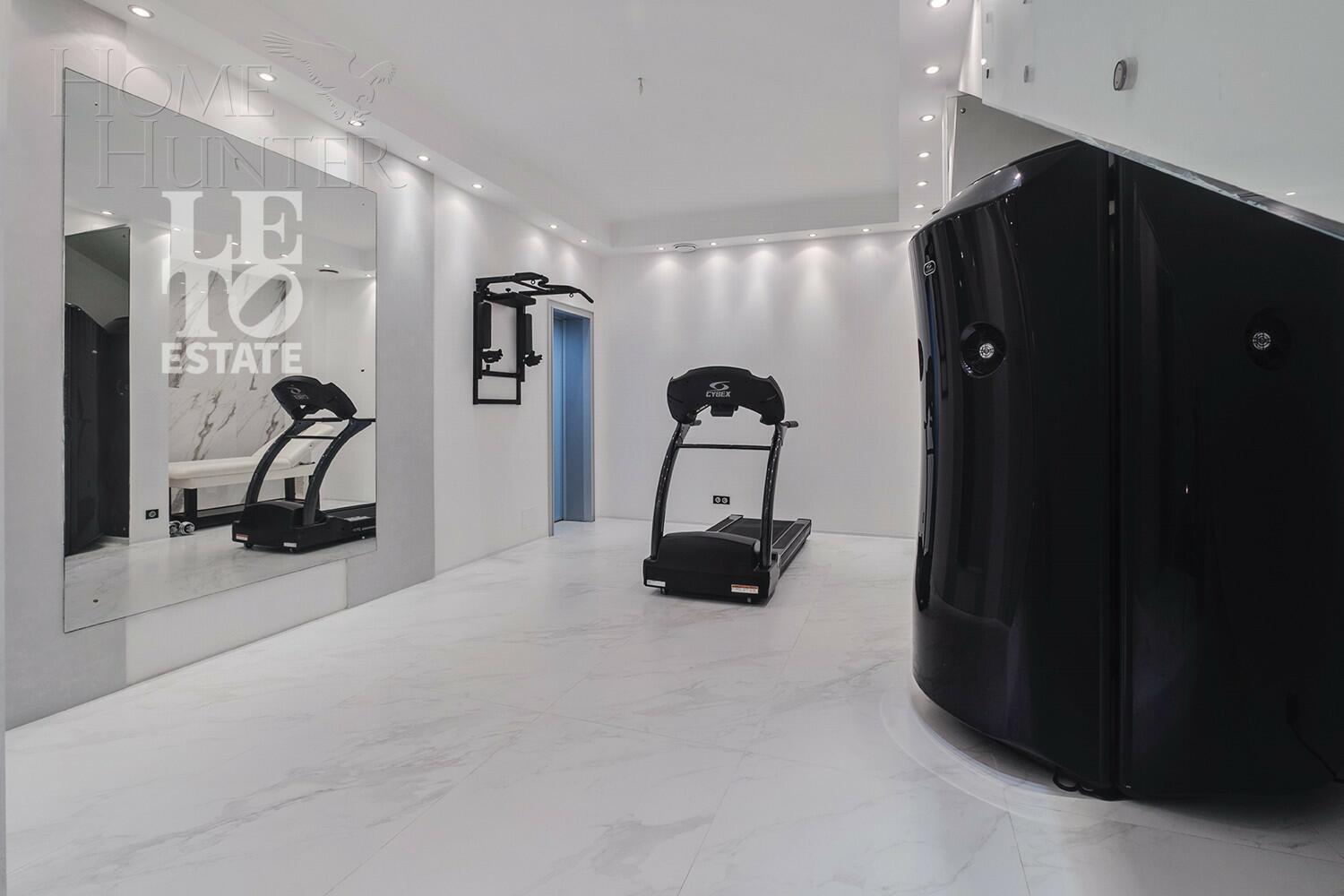 2-этажный коттедж 1 200 м² с отделкой