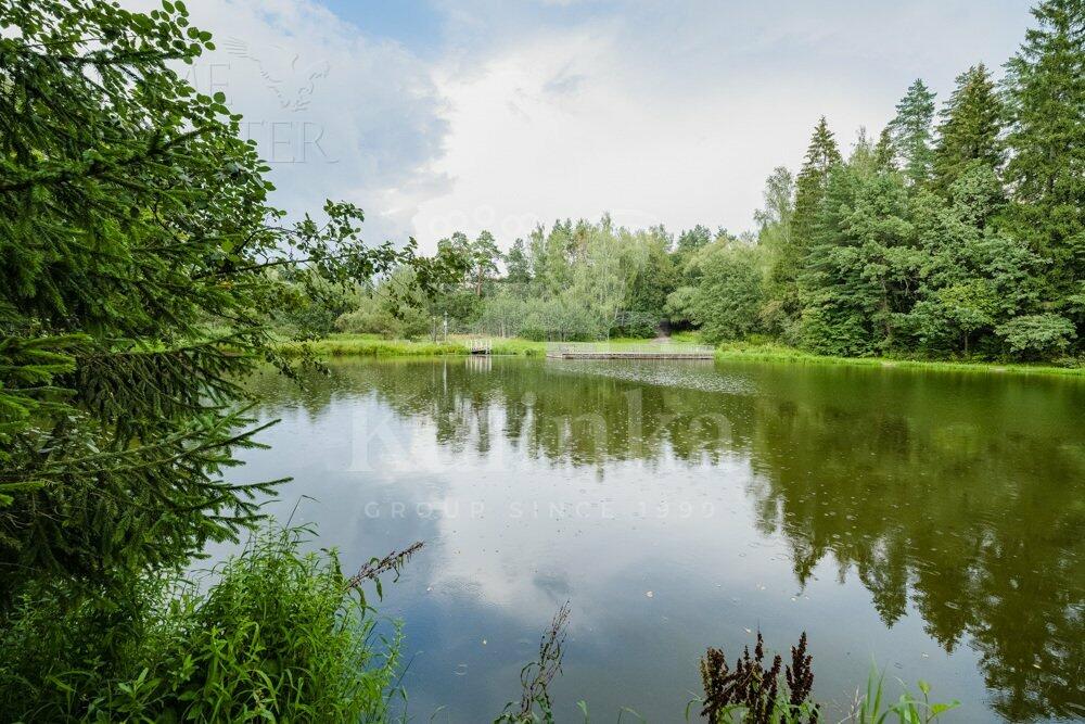 3-этажный коттедж 420 м² с отделкой