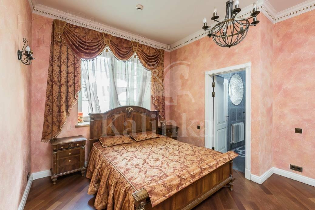 2-этажный коттедж 650 м² с отделкой