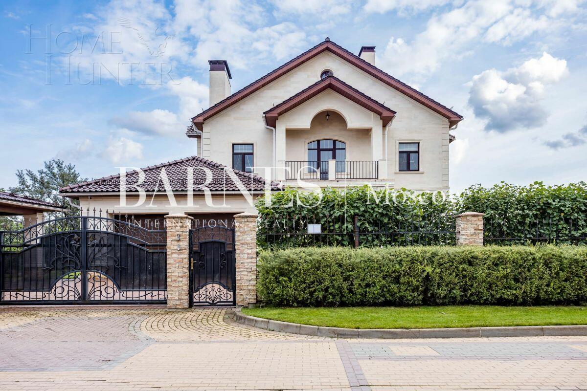 2-этажный коттедж 382 м² с отделкой