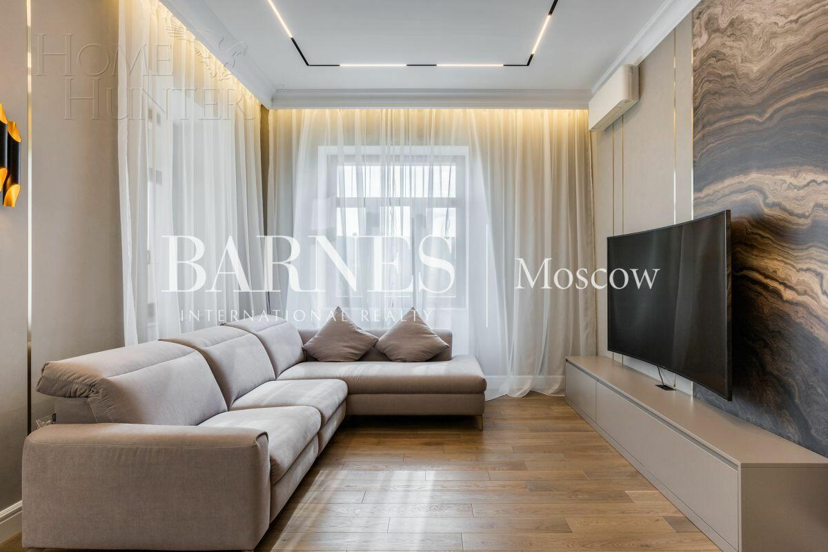 2-этажный коттедж 382 м² с отделкой