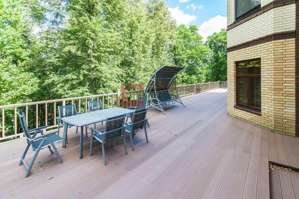 2-этажный коттедж 2 500 м² с отделкой