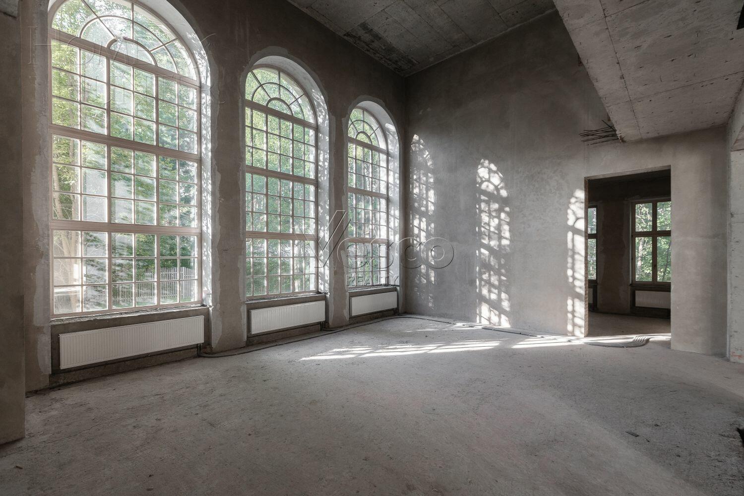 2-этажный коттедж 1 289 м² без отделки