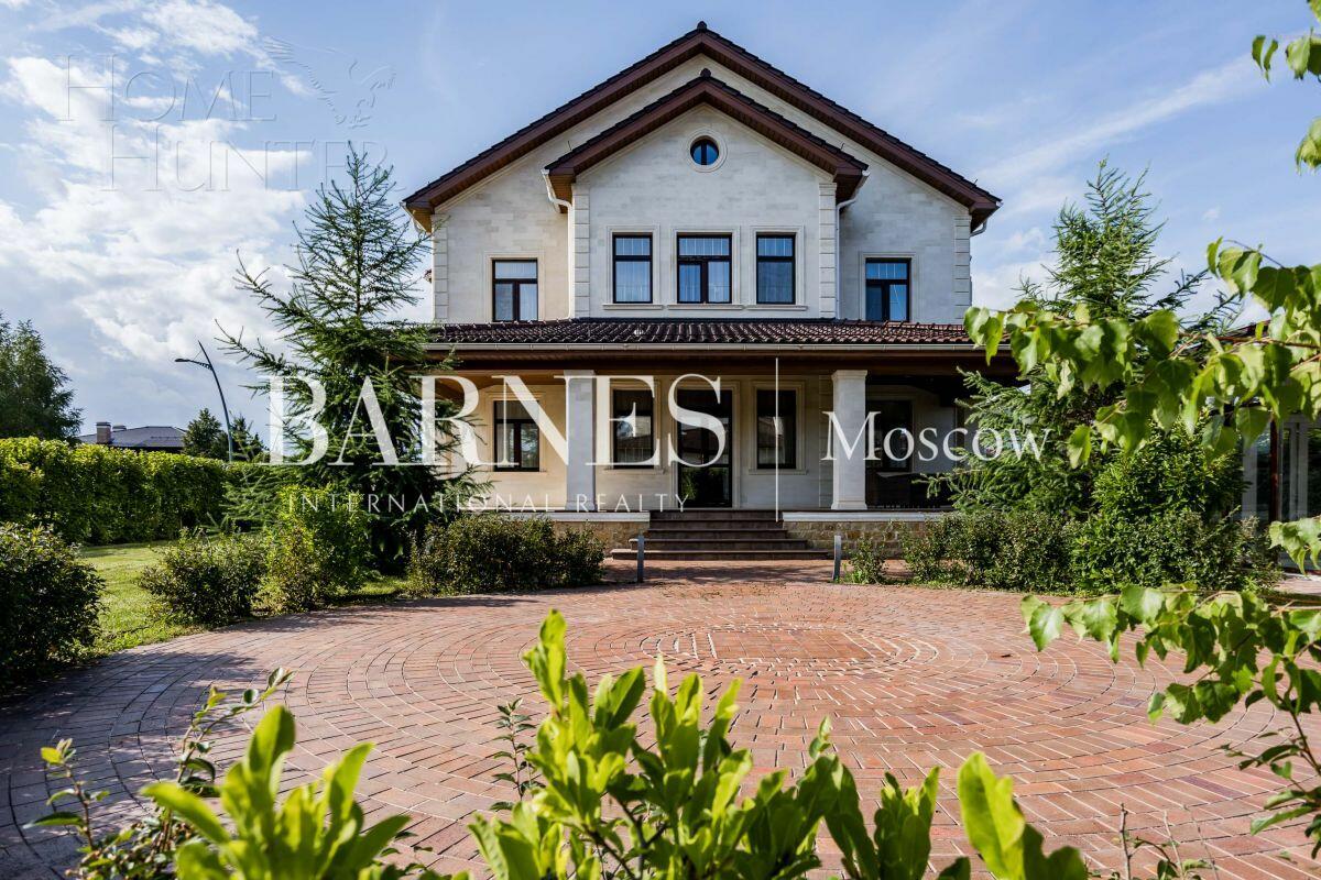 2-этажный коттедж 382 м² с отделкой