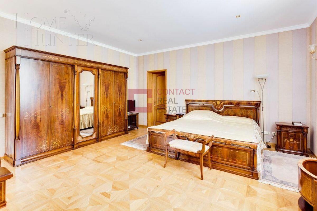 2-этажный коттедж 2 500 м² с отделкой