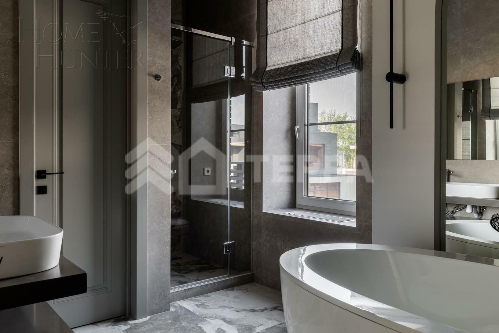 3-этажный коттедж 290 м² без отделки