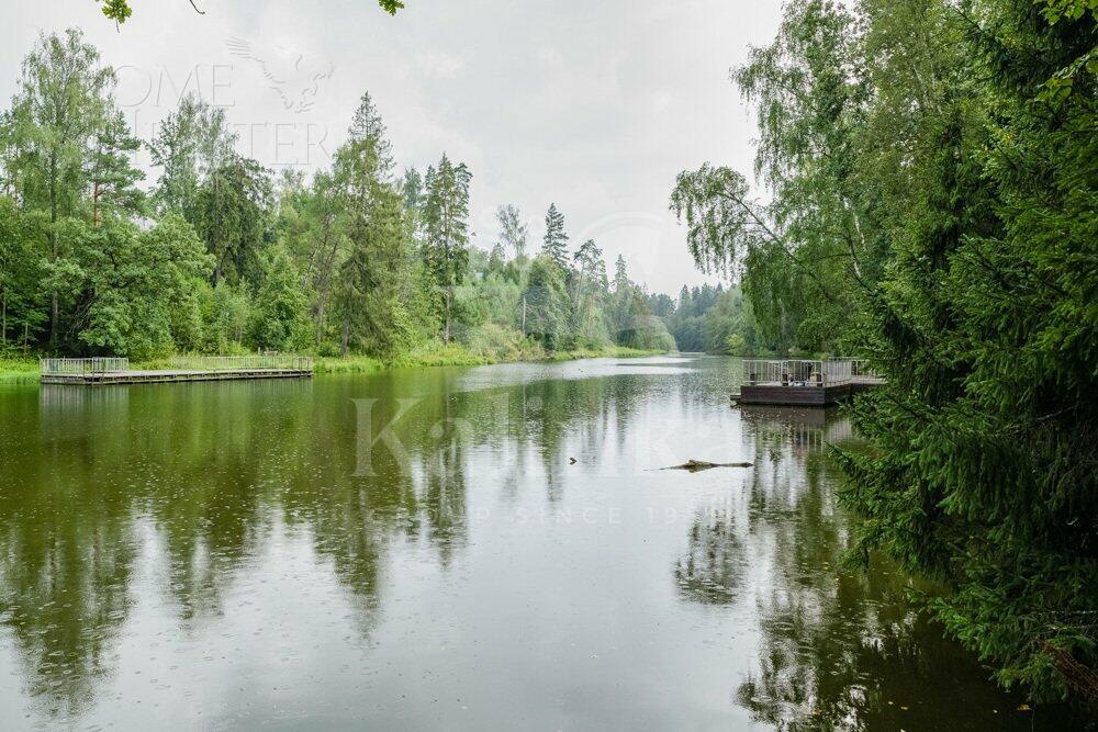 3-этажный коттедж 420 м² с отделкой