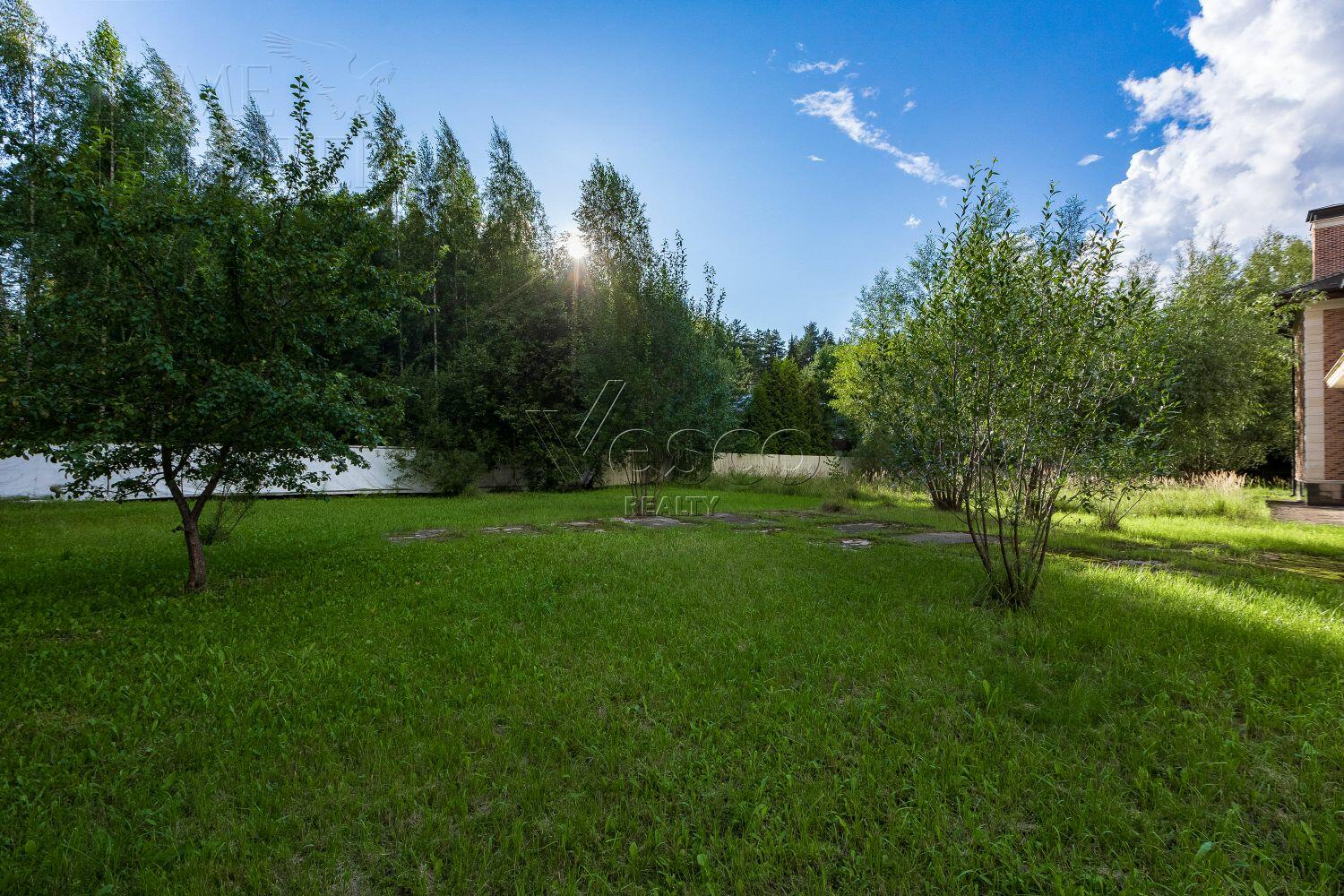 2-этажный коттедж 1 289 м² без отделки