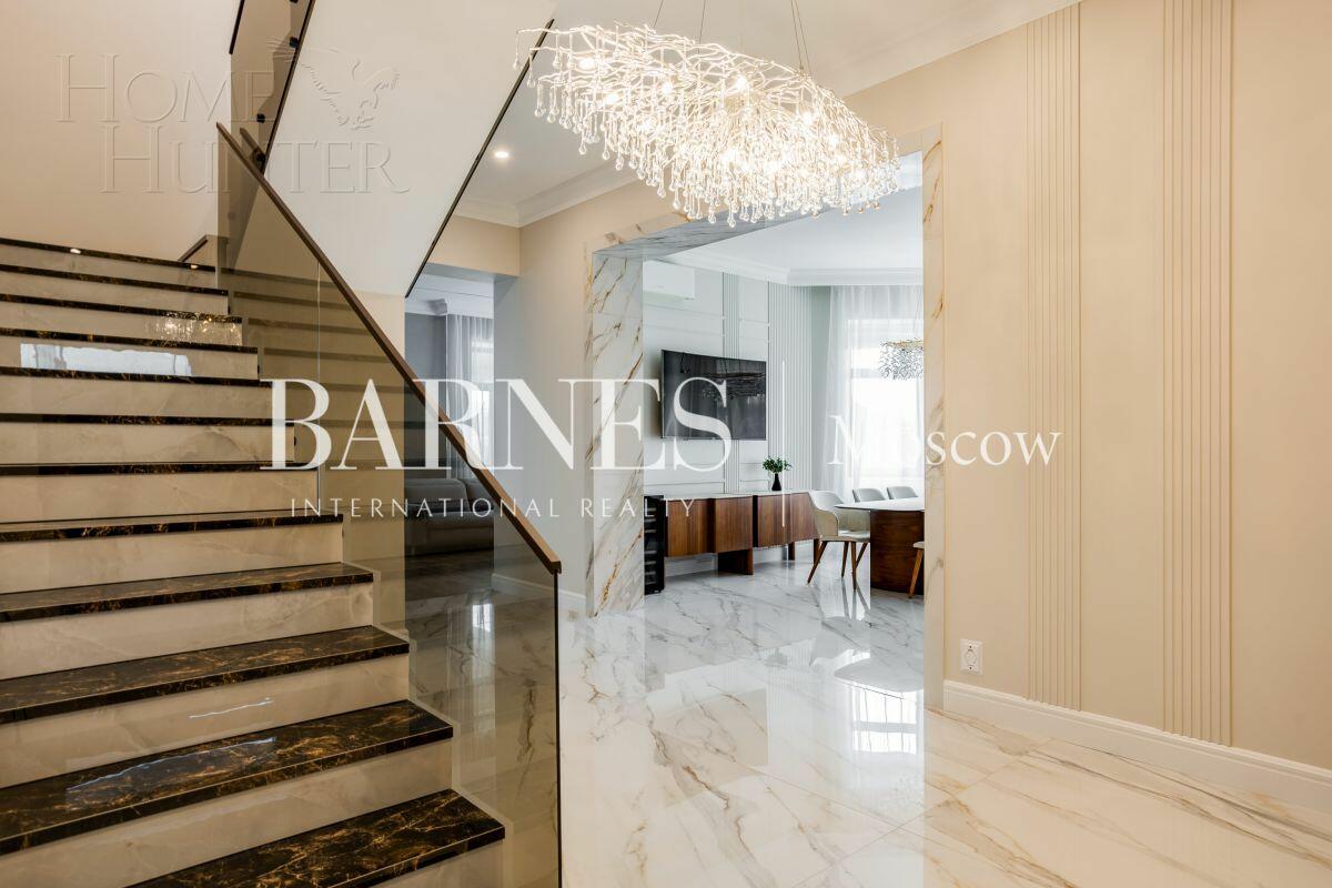 2-этажный коттедж 382 м² с отделкой