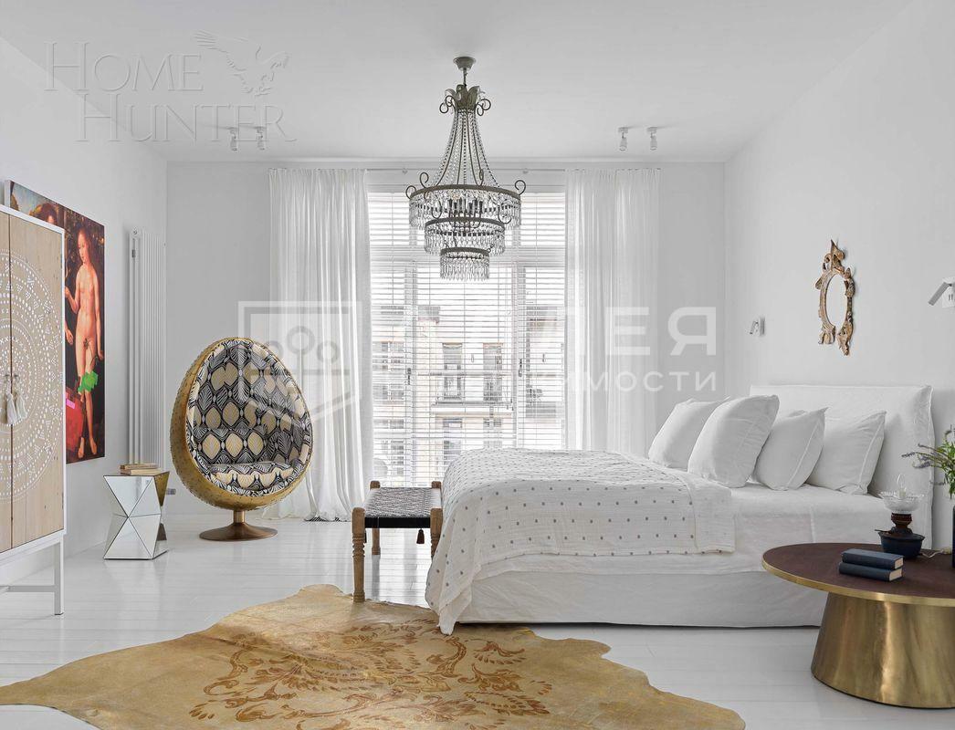 3-этажный таунхаус 380 м² с отделкой