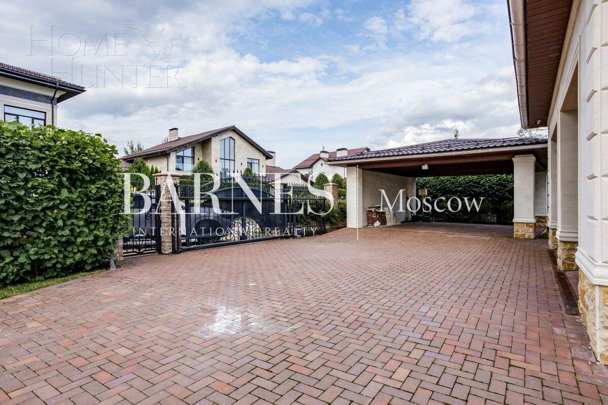 2-этажный коттедж 382 м² с отделкой