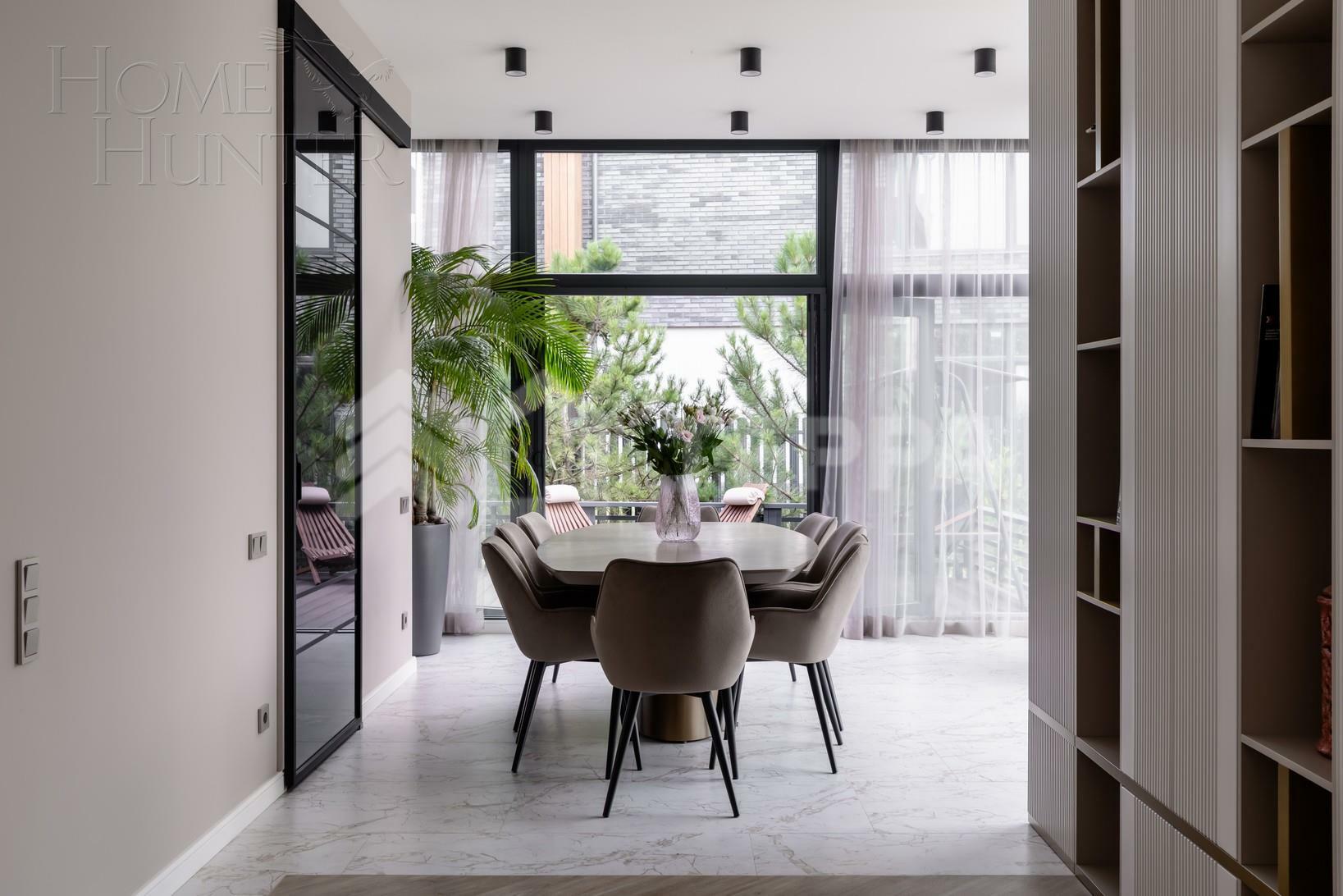 3-этажный коттедж 290 м² без отделки