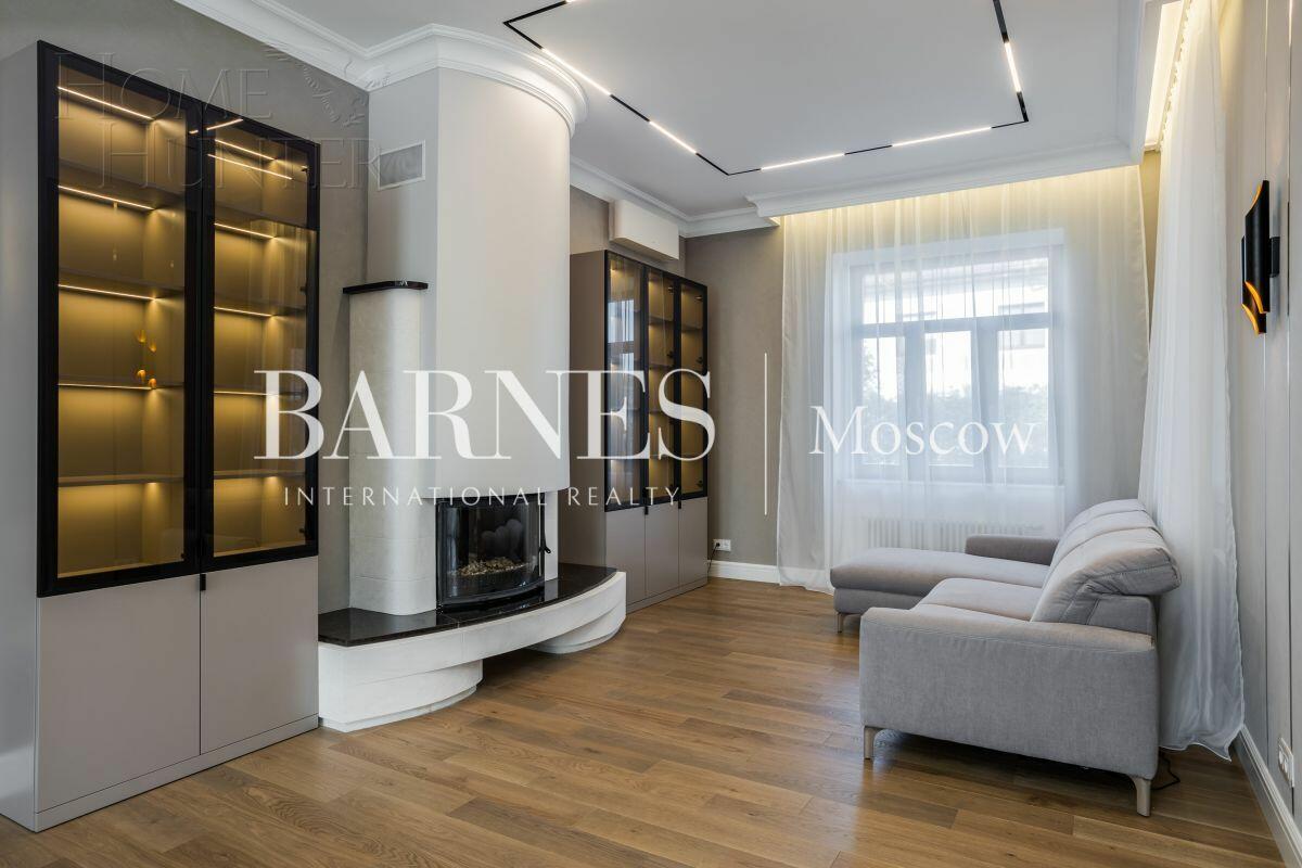 2-этажный коттедж 382 м² с отделкой