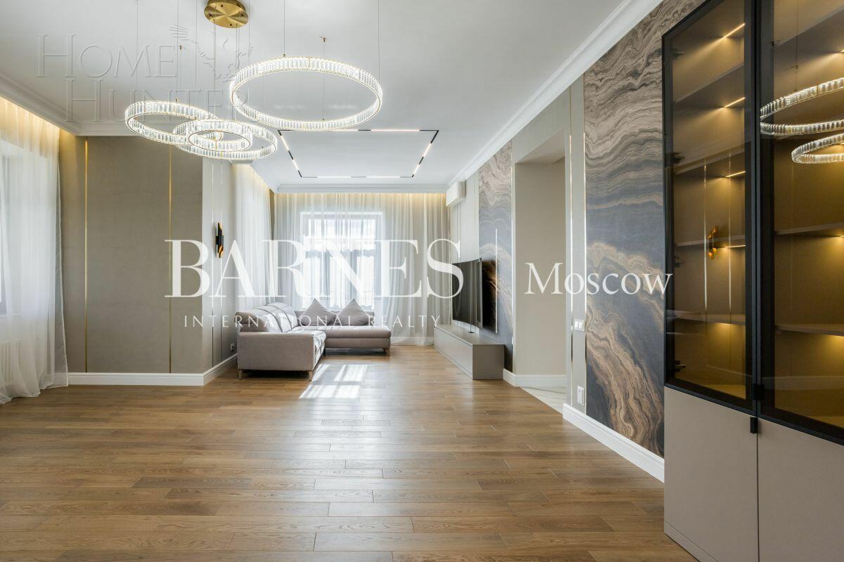 2-этажный коттедж 382 м² с отделкой