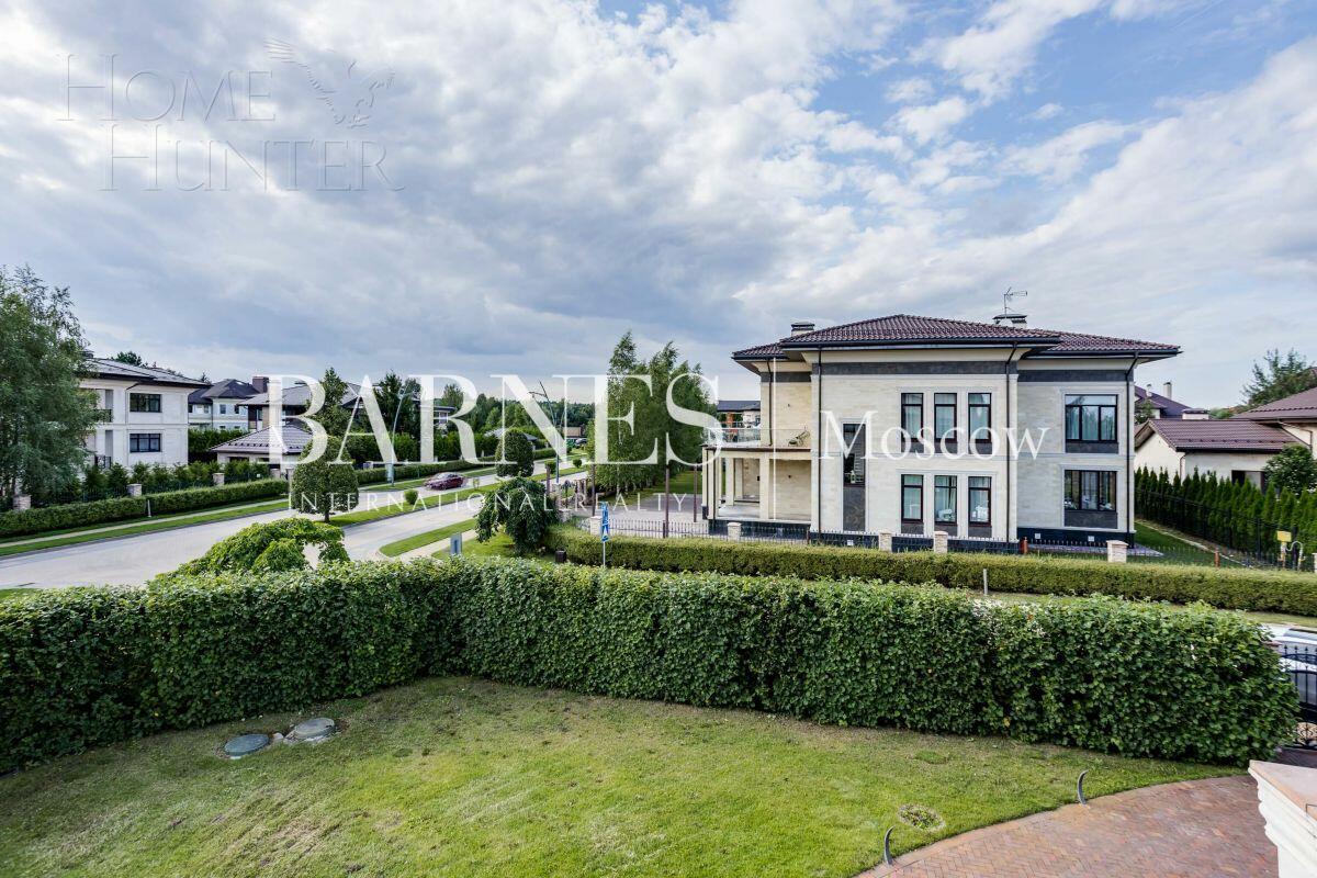 2-этажный коттедж 382 м² с отделкой