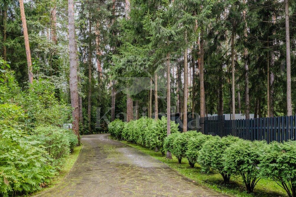 3-этажный коттедж 420 м² с отделкой