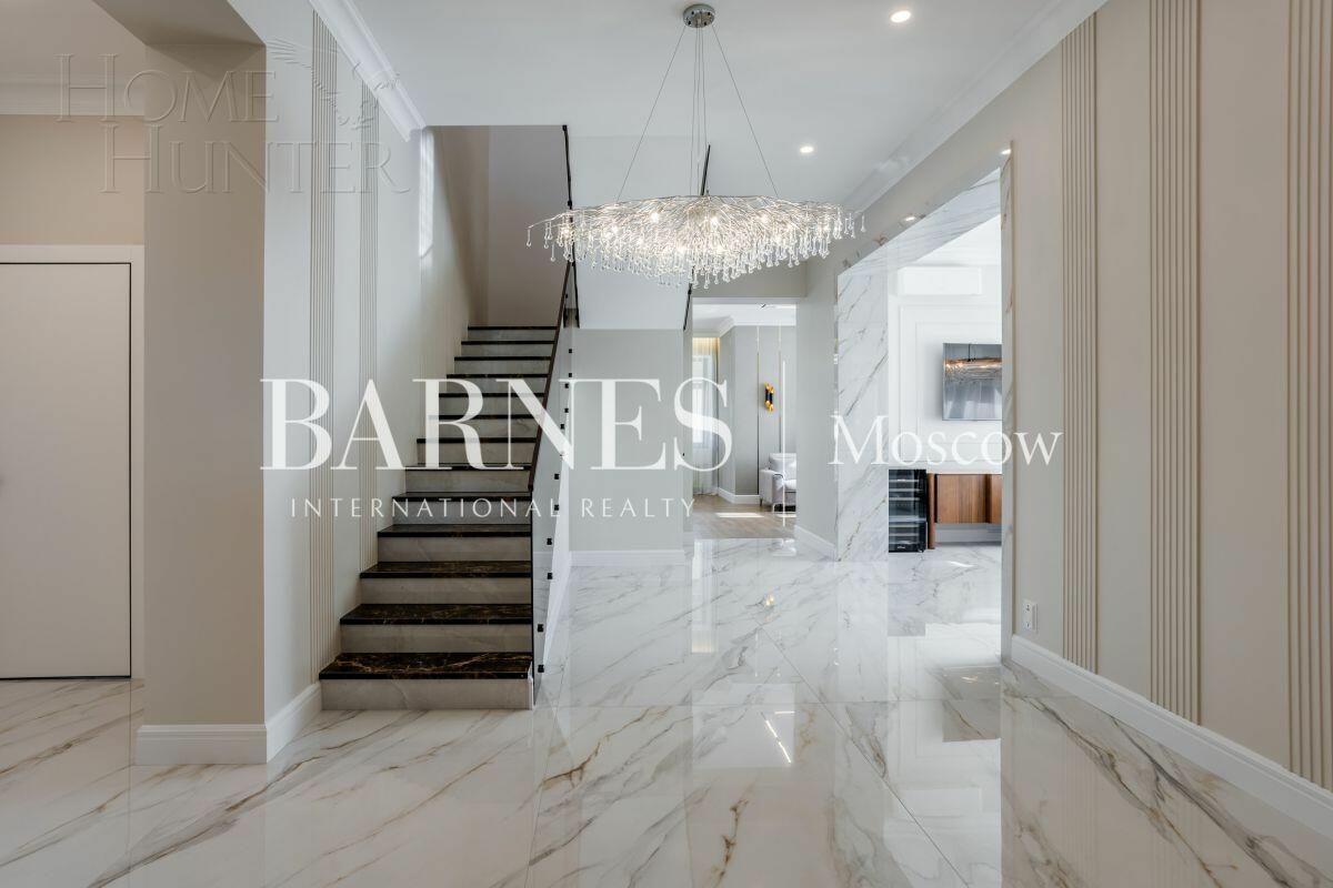 2-этажный коттедж 382 м² с отделкой