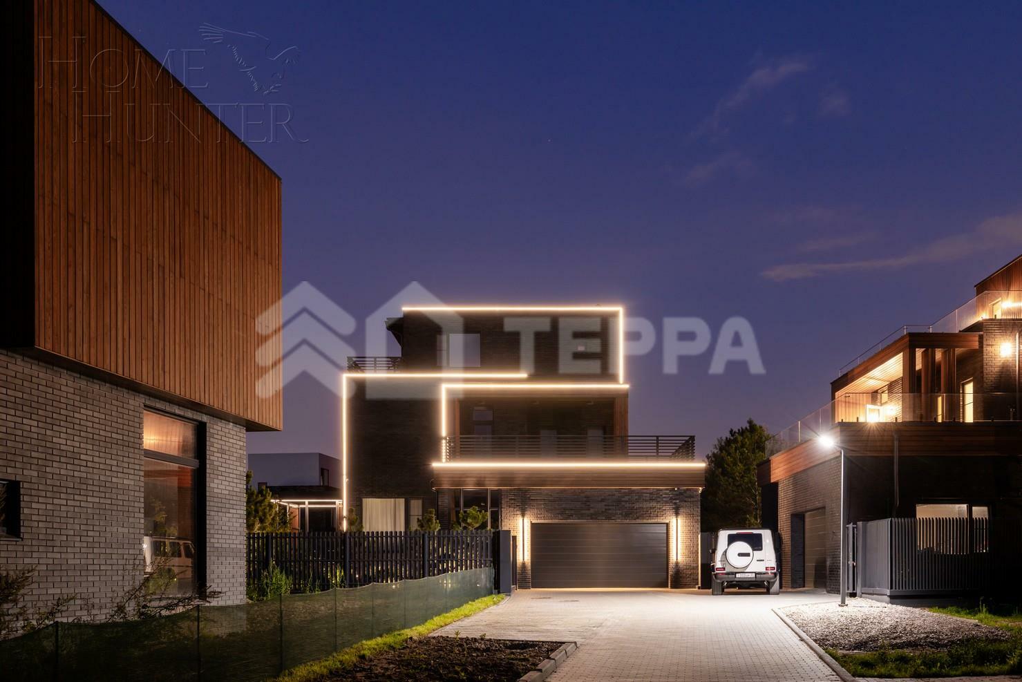 3-этажный коттедж 290 м² без отделки