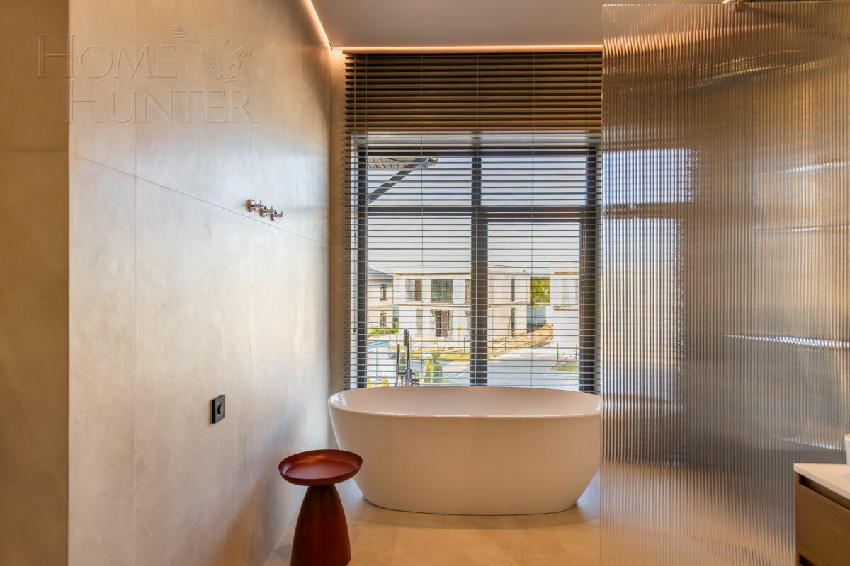 2-этажный коттедж 324 м² с отделкой