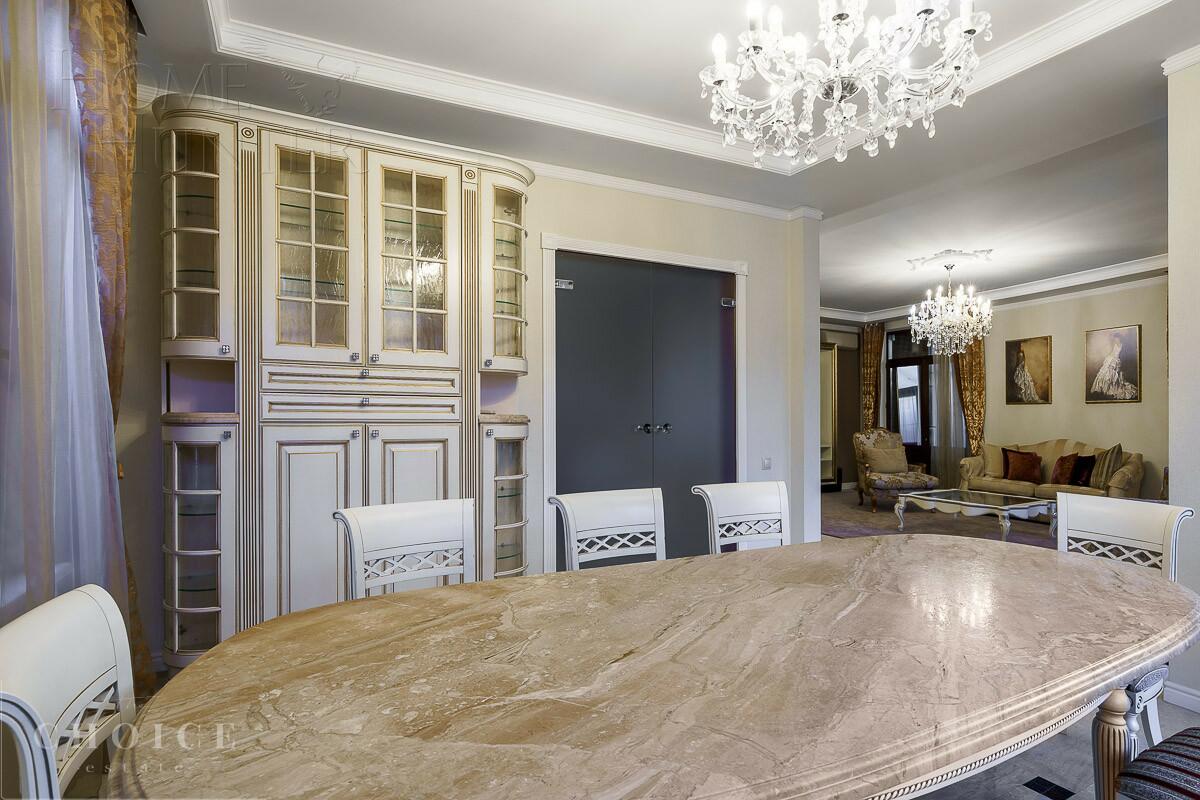 2-этажный коттедж 450 м² с отделкой