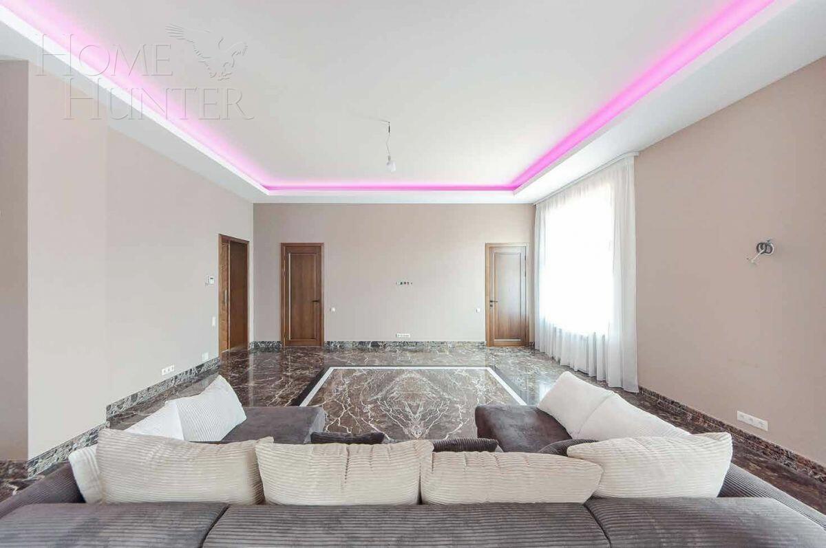 2-этажный коттедж 1 381 м² с отделкой