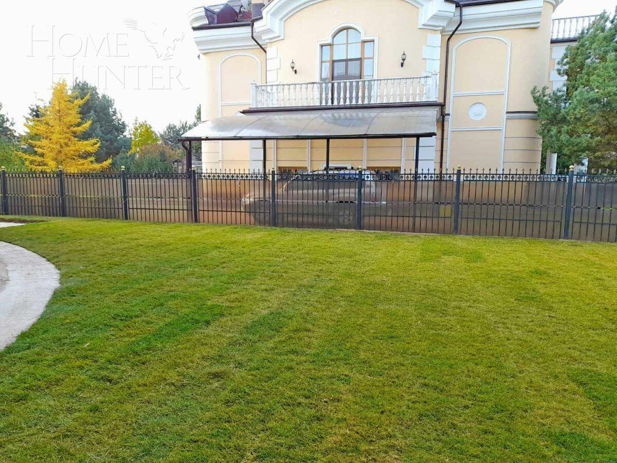 2-этажный коттедж 1 381 м² с отделкой