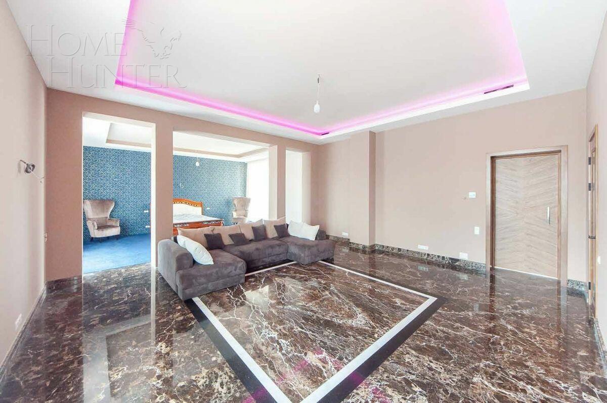 2-этажный коттедж 1 381 м² с отделкой