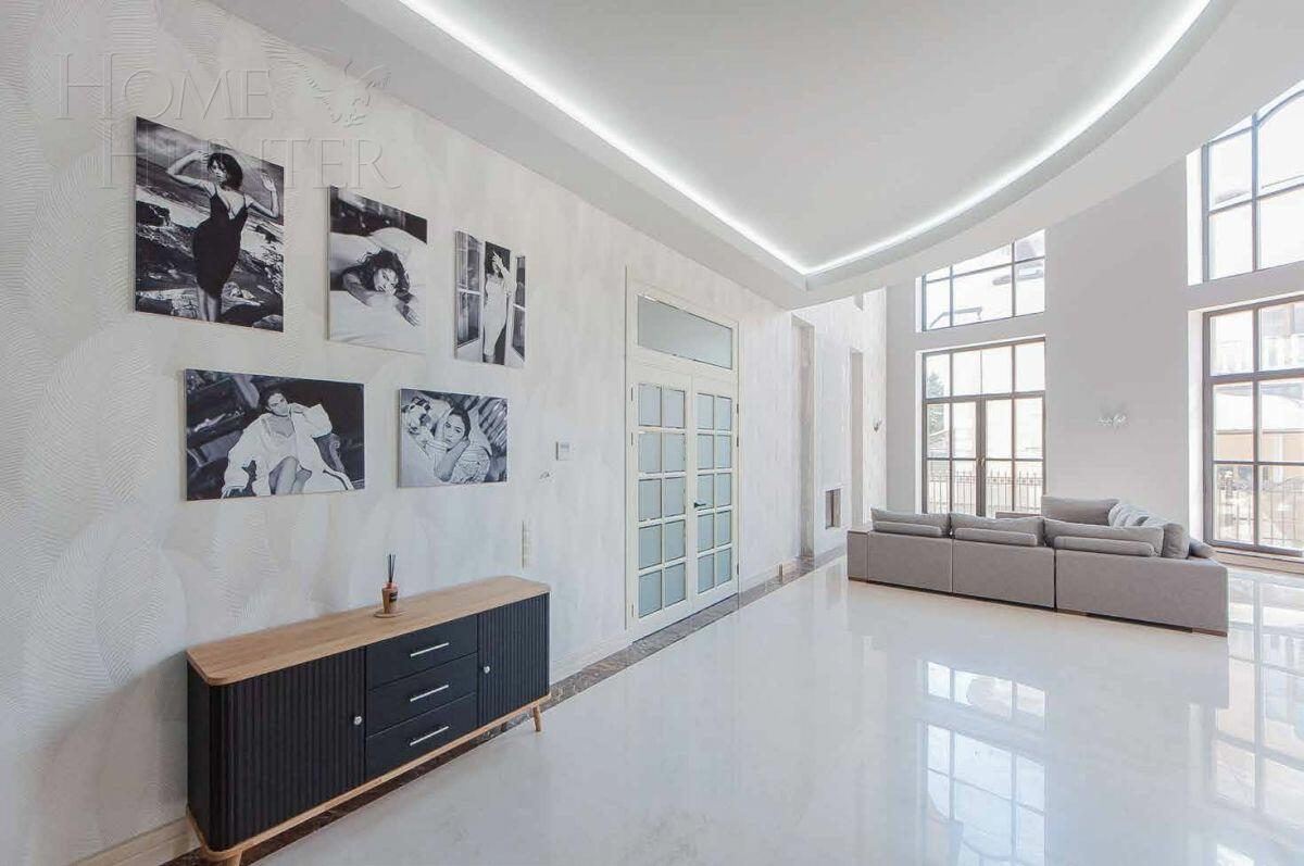 2-этажный коттедж 1 381 м² с отделкой