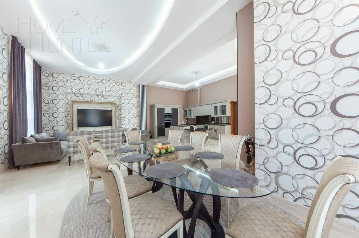 2-этажный коттедж 1 381 м² с отделкой