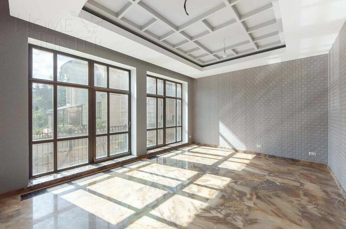 2-этажный коттедж 1 381 м² с отделкой